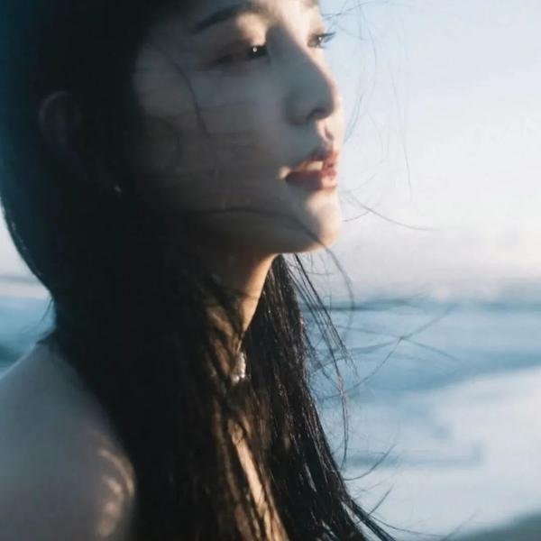 租来的恋综女友，竟是顶级大小姐